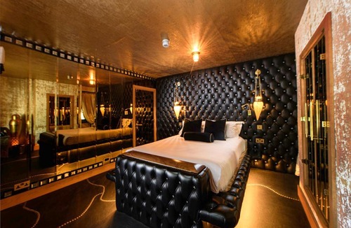 Beaconsfield Hotel | Crazy Bear Beaconsfield