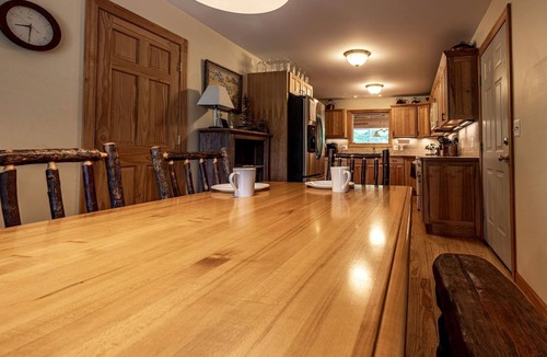 Paradise Cabin | Create Lasting Memories: Lakeside Family Getaway in the Heart of Paradise, Michigan