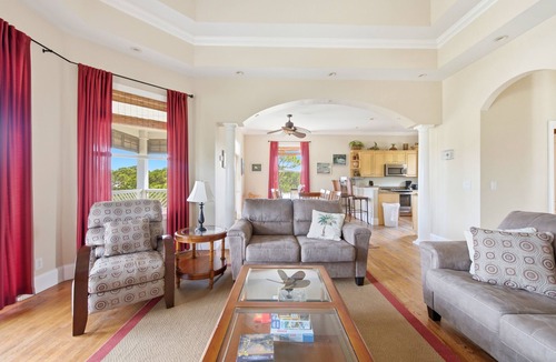 Plantation House | CREATE THE PERFECT VACATION experience for the whole family in Pretty Woman!