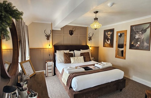 Monmouth Bed & Breakfast | Creates