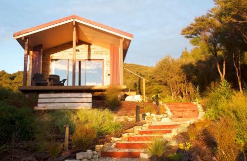 Golden Bay Ski Chalet | Creating Balance Nature Retreat - Golden Bay