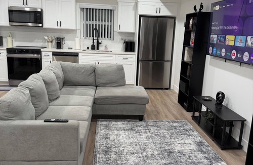 Burbank Apartment | Creative and Stylish Themed Stay