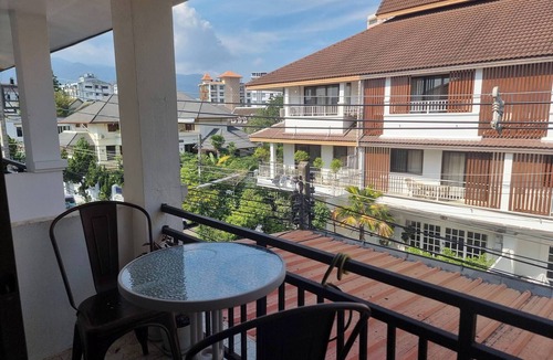 Su Thep Apartment | Creativitea2 Airpurifier Pet-ok mtn view balcony