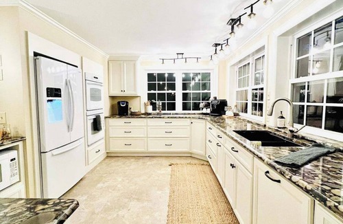 Jersey Shore House | Creek Front/Rail Trail - Pine Creek Manor House