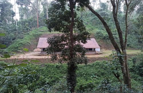 Somvarpet House | Creek Side