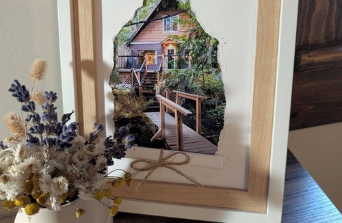 Nelson Cabin | Creekside Cabin - 2 minute walk to the beach. See calendar for available dates.