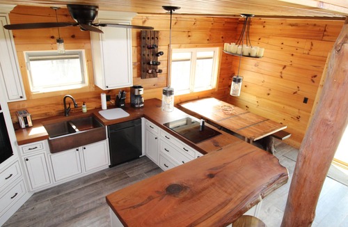 Leitchfield Cabin | Creekside Cabin