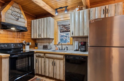 Bryson City Cabin | Creekside Cabin with covered porch only 3 miles from downtown Bryson City!