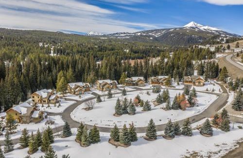 Big Sky House | Creekside Chalet