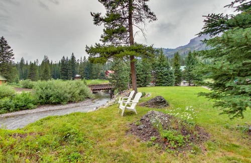 Cooke City-Silver Gate House | Creekside Silver Gate Getaway w/Fireplace!