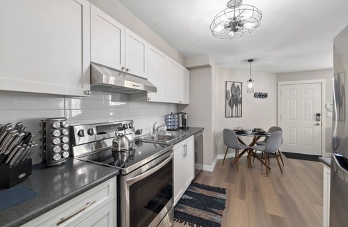 Aldergrove House | Creekside Trails - Your Luxury Retreat