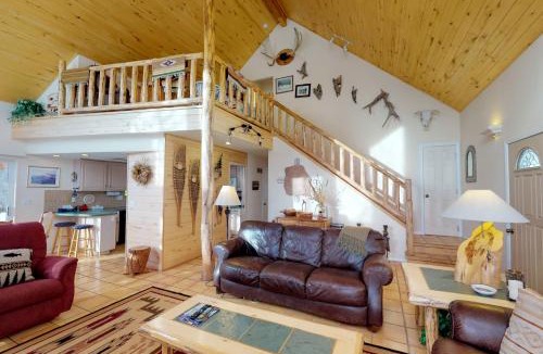 Pagosa Springs House | Creekside (upper level)