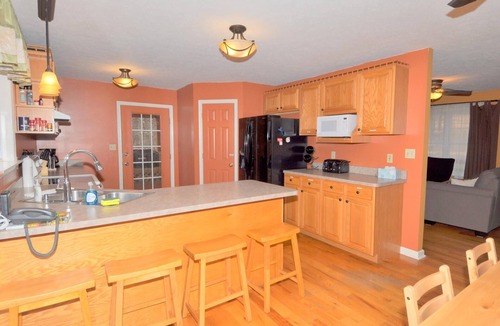 Berkeley Springs House | Creekview Cabin - A Perfect Escape