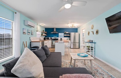 Crescent Beach Condo | Crescent Beach Bungalow C