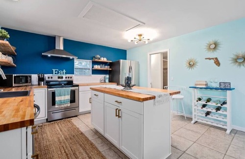 Crescent Beach Condo | Crescent Beach Bungalow C