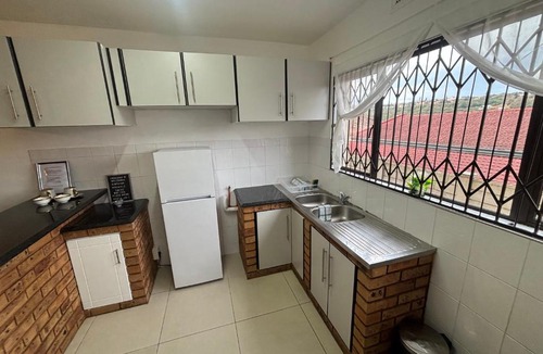 Bluff Apartment | Crescent Bud