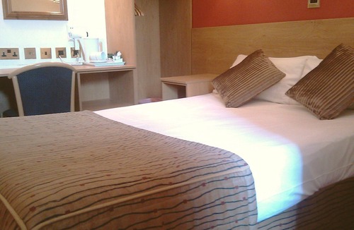 Reading Hotel | Crescent Hotel