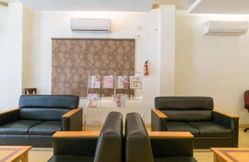 Nungambakkam Hotel | Crescent Park