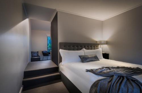 St Kilda West Apartment | Crest on Park