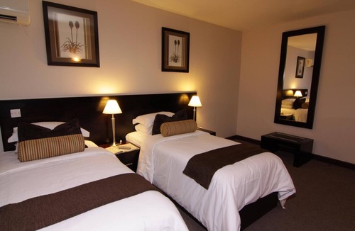 Selebi-Phikwe Hotel | Cresta Bosele