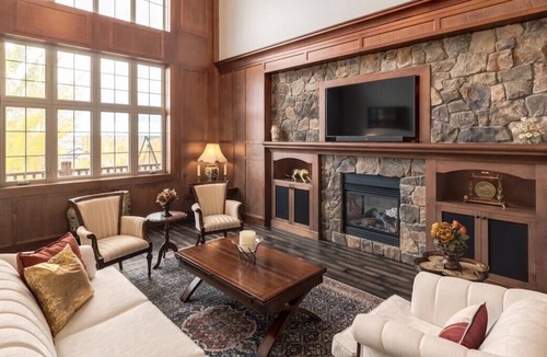 Calgary House | "Crestridge Mansion" 5BR Home w/Pool Table!