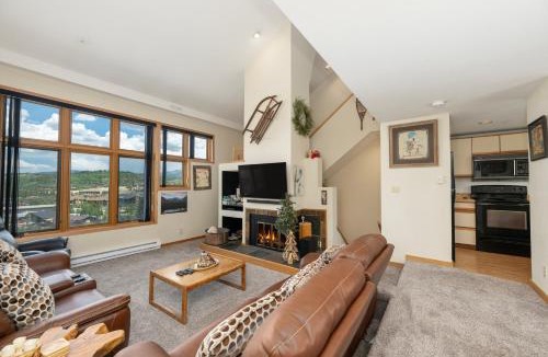 Winter Park Apartment | Crestview Place Unit 607