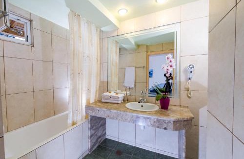 Agios Nikolaos Town Apartment | Creta Hotel