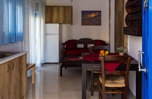 Old Hersonissos Apartment | Cretan Muses Traditional Apartments