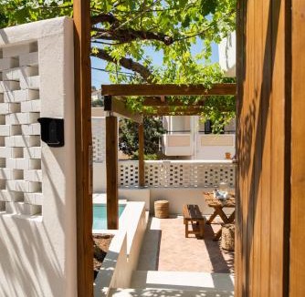 Platanias Town Villa | Cretan Soul