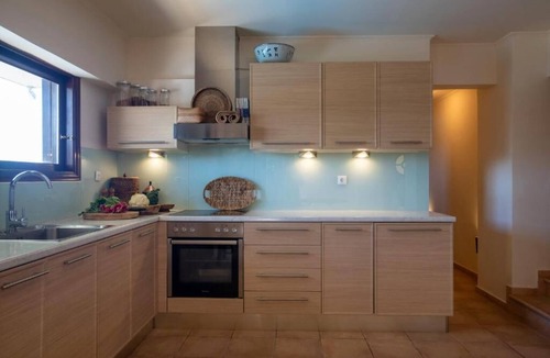 Plaka Apartment | Crete Thea Beachfront Escape With Pool & SeaViews