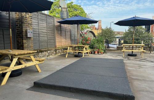 Kennington Hostel | Cricketers Hostel