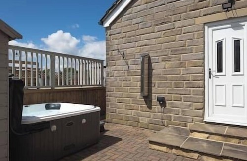 Bradford Apartment | Cricketers View - West Yorkshire