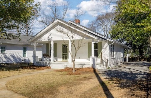 Northport House | Crimson Corner