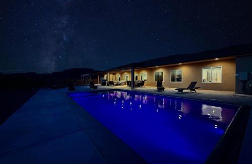 Kanab House | Crimson Oasis