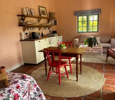 Grabouw Ski Chalet | Cripps Cottage, Cheverells Farm