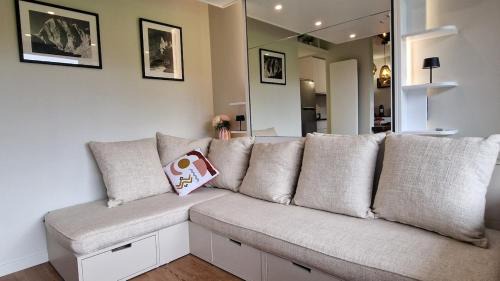 Combloux Apartment | Cristaux Studio, with view to Mont Blanc