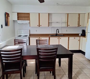 Crofton Hotel | Croft Inn Motel