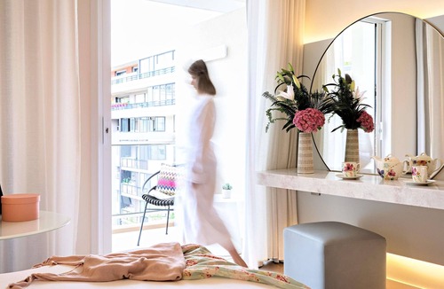 Cannes City Centre Hotel | Croisette Beach Hotel Cannes - MGallery Collection