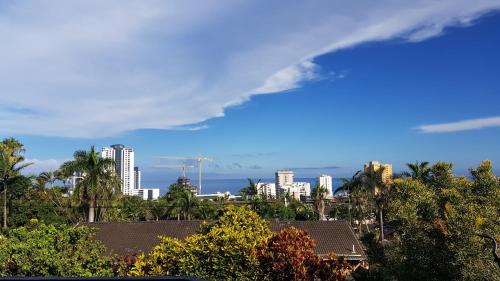 Umhlanga Bed & Breakfast | Crooked Tree Cottage