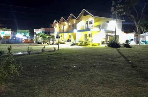 Bon Accord Village Apartment | Crooks Apartment #2 lower
