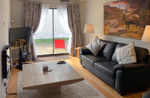 Alexandria House | Crossburn Hideaway