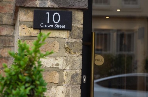 Oxford Hotel | Crown Hotel