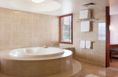 Port Moresby Hotel | Crown Hotel