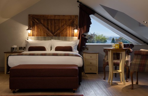 Pooley Bridge Hotel | Crown Inn at Pooley Bridge