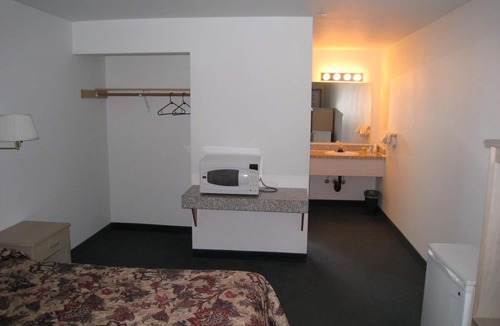 Seattle Hotel | Crown Inn