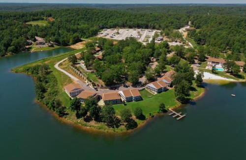 Horseshoe Bend Resort | Crown Lake Resort