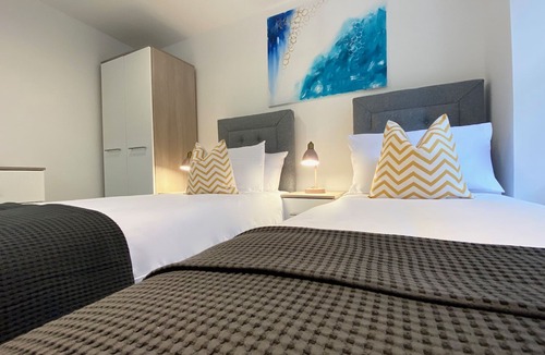 Dowanhill Apartment | Crown Lower level flat in Glasgow's Westend
