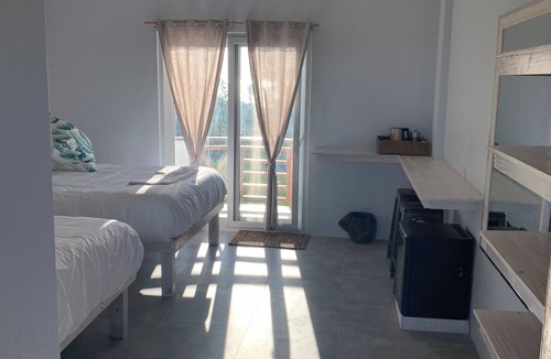 Logon Hotel | Crown Malapascua