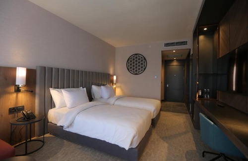 Yenimahalle Hotel | Crowne Plaza Ankara by IHG