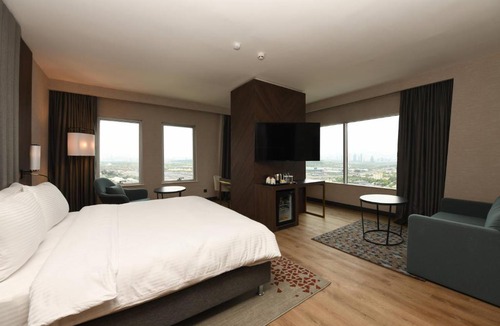 Yenimahalle Hotel | Crowne Plaza Ankara by IHG